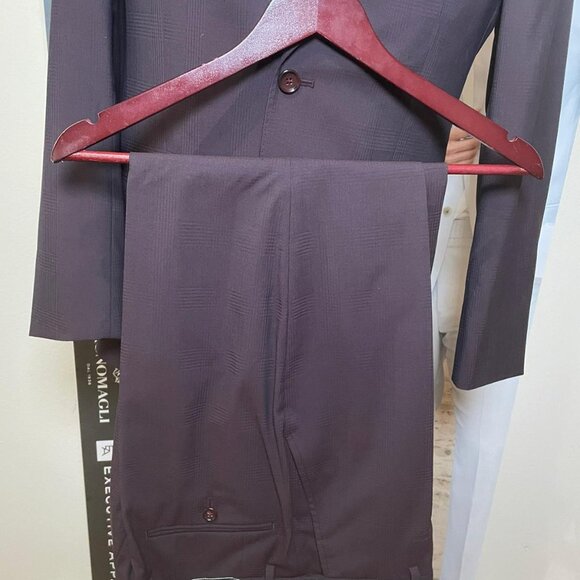 IKE BEHAR BURGUNDY DESIGNER SLIM FIT SUIT - Picture 8 of 8